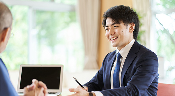 信頼できるメーカー・施工業者の選び方